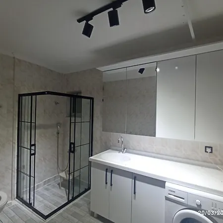 Kadinlar Denizi Plajinda Full Deniz Manzarali Kusadasi